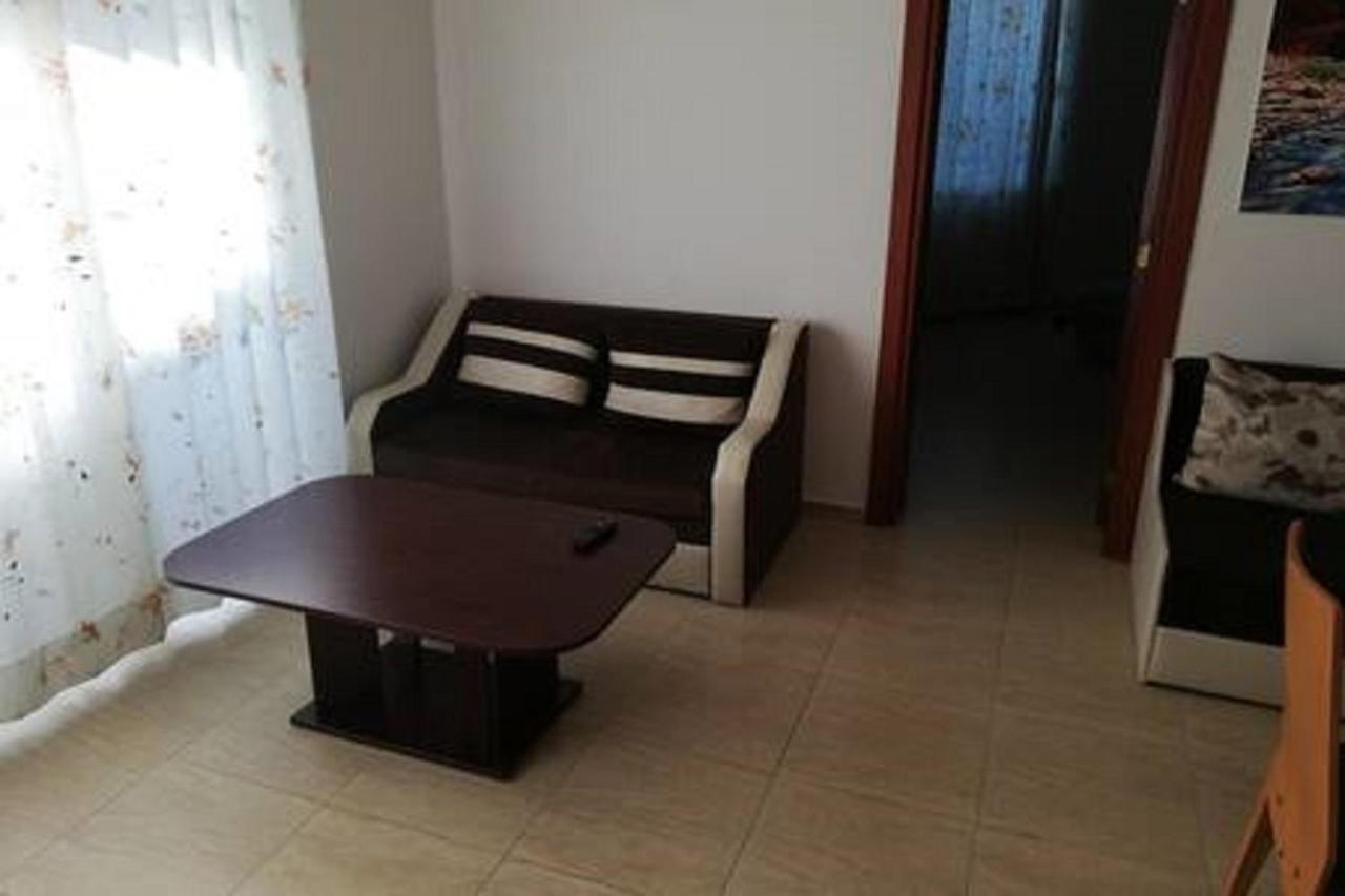 Yves 2 Bed Apart At Sun Village Sunny Beach Not Far Away From The Sea Buitenkant foto