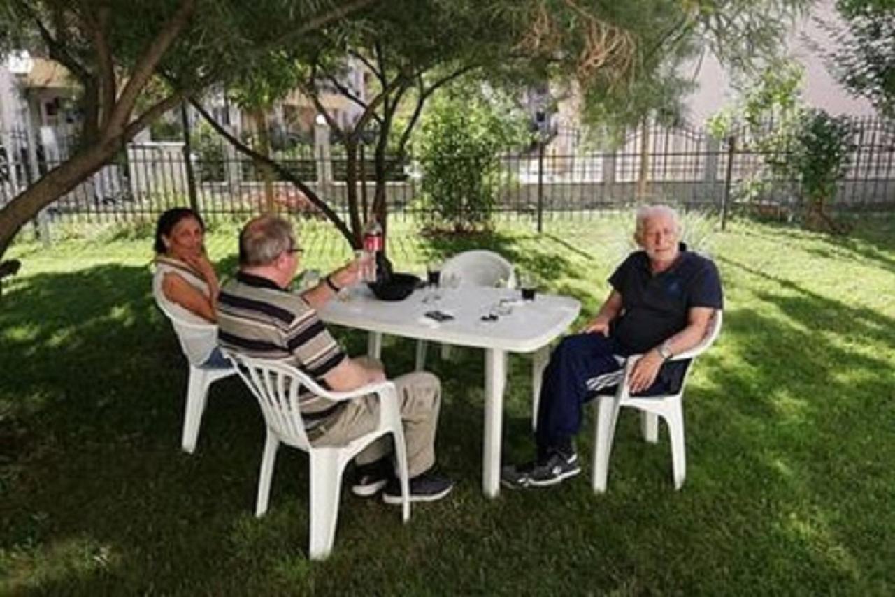 Yves 2 Bed Apart At Sun Village Sunny Beach Not Far Away From The Sea Buitenkant foto