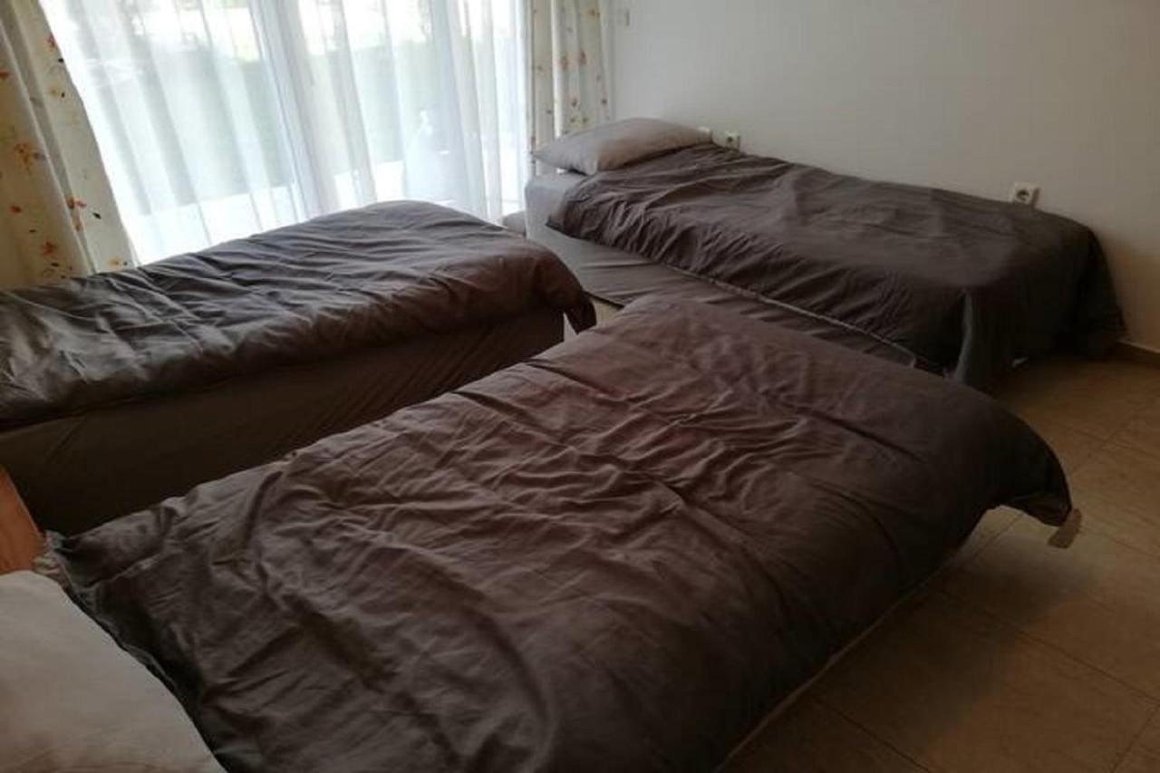 Yves 2 Bed Apart At Sun Village Sunny Beach Not Far Away From The Sea Buitenkant foto